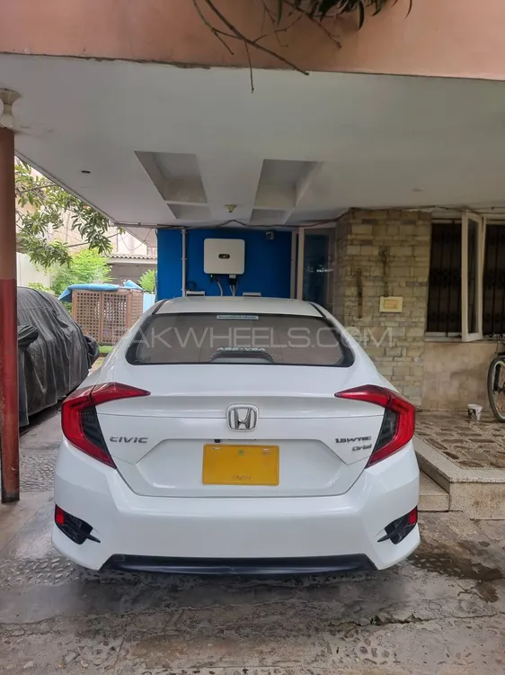 Honda Civic 2017 for Sale in Karachi Image-1