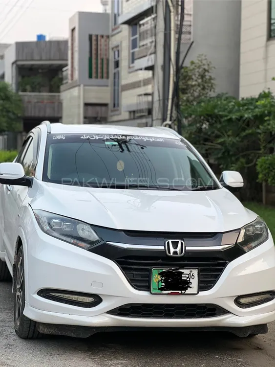 Honda Vezel 2015 for Sale in Lahore Image-1
