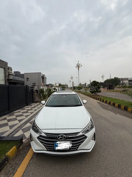 Hyundai Elantra 2021 for Sale in Faisalabad Image-1