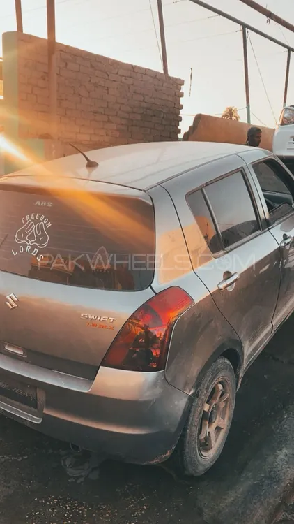 Suzuki Swift 2014 for Sale in Islamabad Image-1