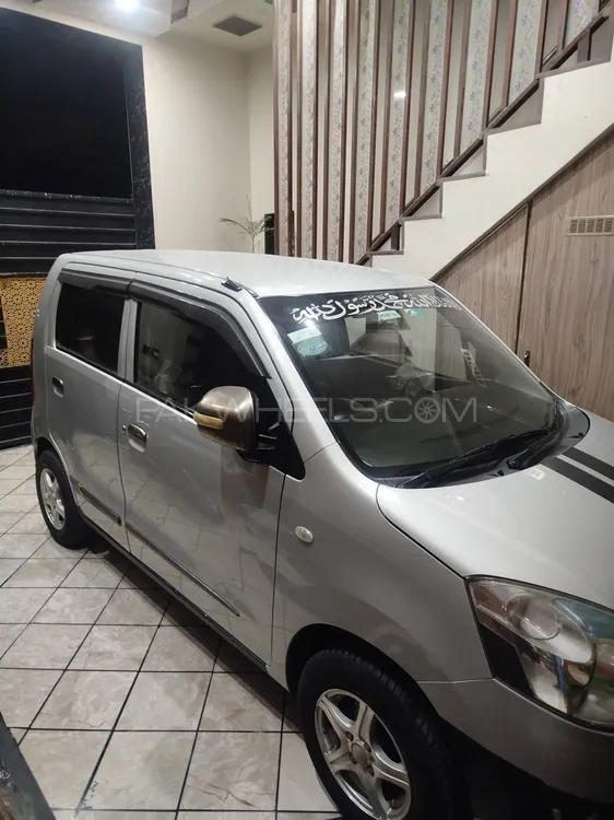 Suzuki Wagon R 2017 for Sale in Faisalabad Image-1