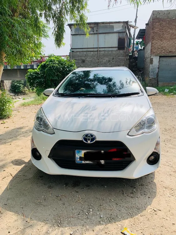 Toyota Aqua 2015 for Sale in Swabi Image-1