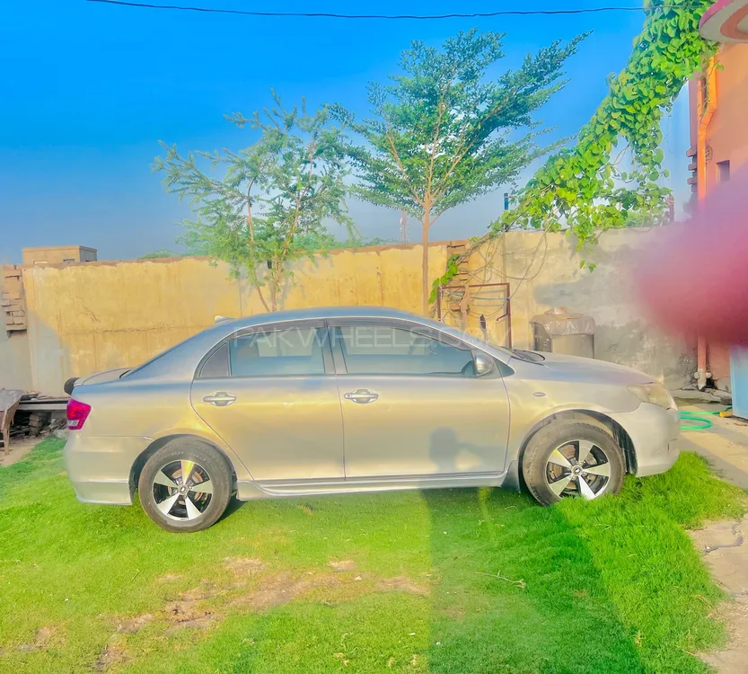 Toyota Corolla 2014 for Sale in Dera ismail khan Image-1