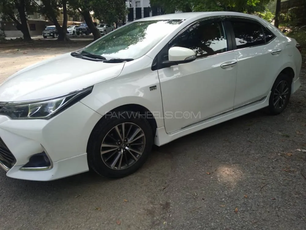 Toyota Corolla 2019 for Sale in Islamabad Image-1