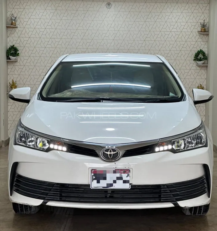 Toyota Corolla 2020 for Sale in Karachi Image-1