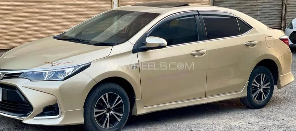 Toyota Corolla 2015 for Sale in Lahore Image-1