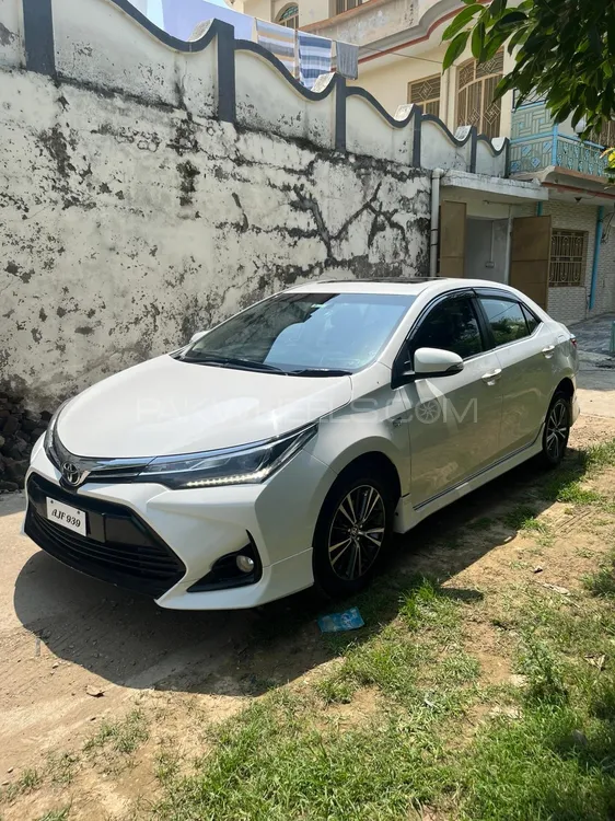 Toyota Corolla 2018 for Sale in Chaksawari Image-1