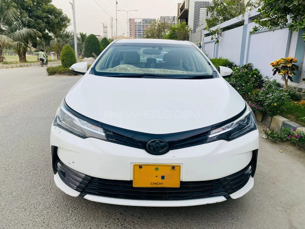 Toyota Corolla 2018 for Sale in Karachi Image-1