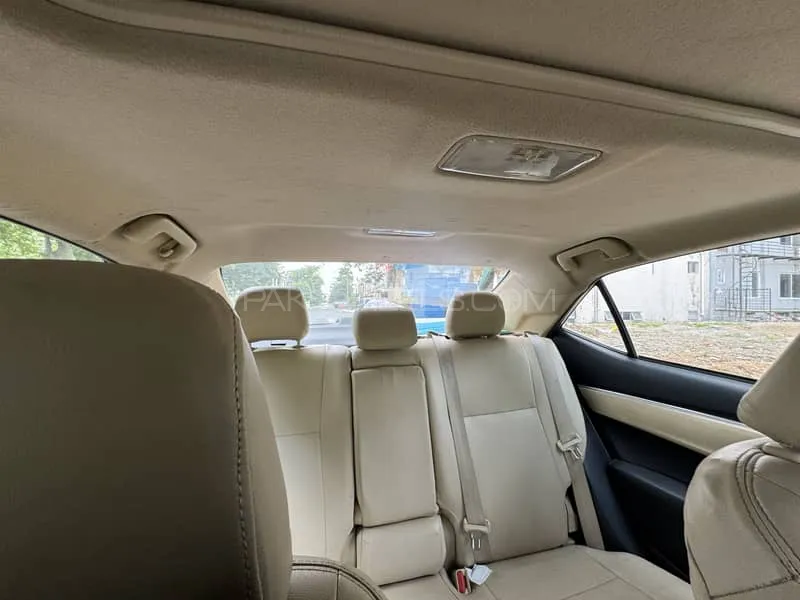 Toyota Corolla 2020 for Sale in Lahore Image-1