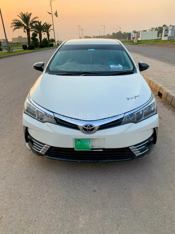 Toyota Corolla 2016 for Sale in Lahore Image-1