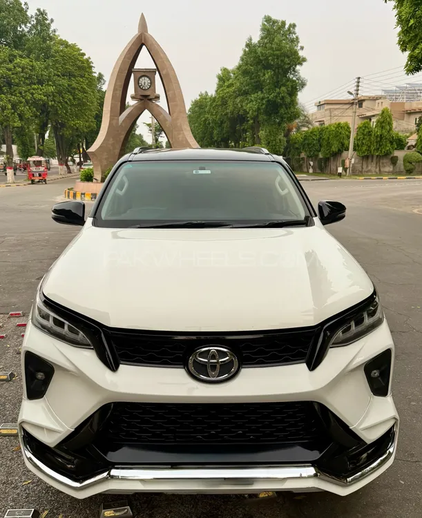 Toyota Fortuner 2020 for Sale in Gujranwala Image-1