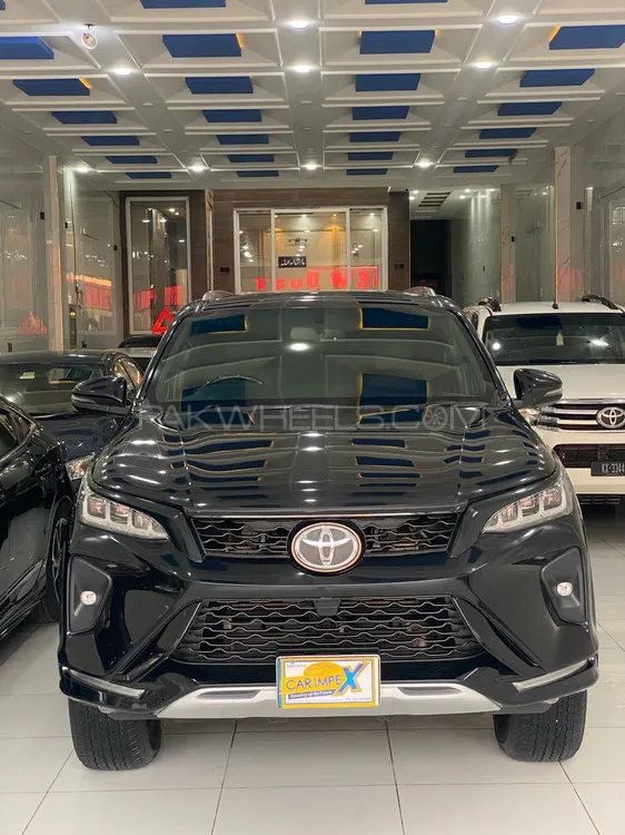 Toyota Fortuner 2023 for Sale in Peshawar Image-1