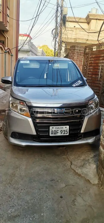 ٹویوٹا نوح 2015 for Sale in گجرات Image-1