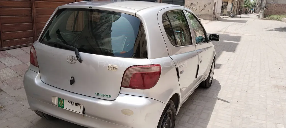 Toyota Vitz 1999 for Sale in Multan Image-1