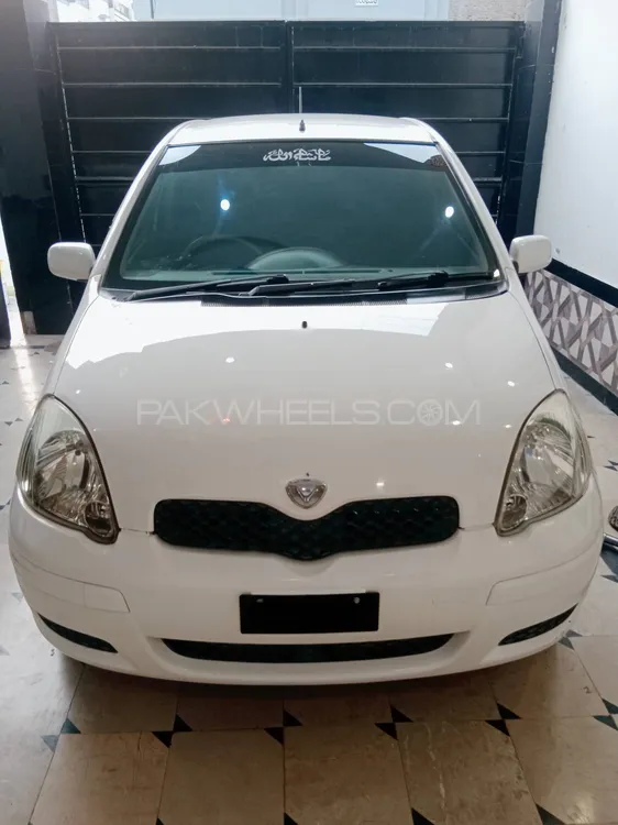 Toyota Vitz 2002 for Sale in Peshawar Image-1