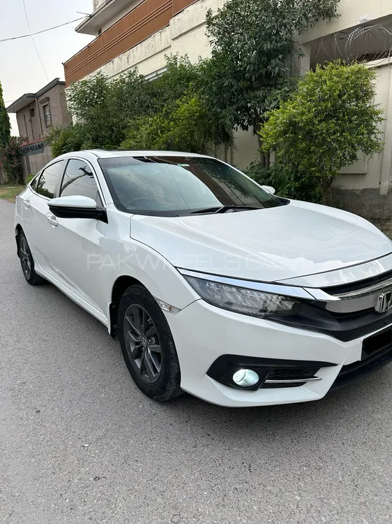 Honda Civic 2020 for Sale in Peshawar Image-1