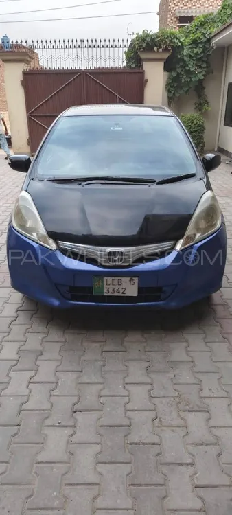 Honda Fit 2011 for Sale in Multan Image-1
