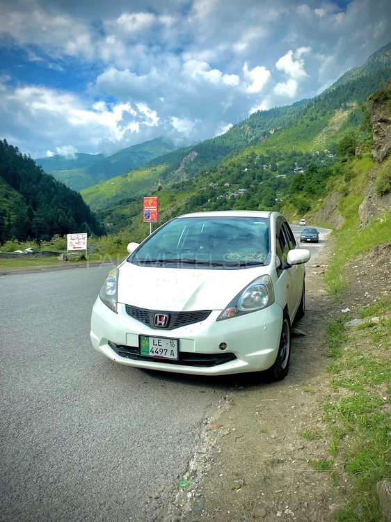 Honda Fit 2008 for Sale in Islamabad Image-1