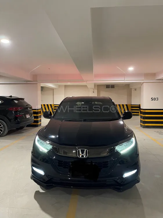 Honda Vezel 2019 for Sale in Karachi Image-1