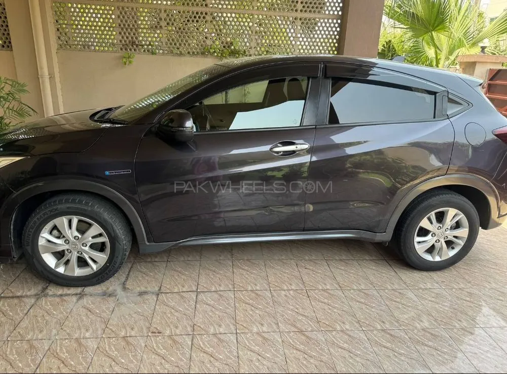 Honda Vezel 2019 for Sale in Lahore Image-1