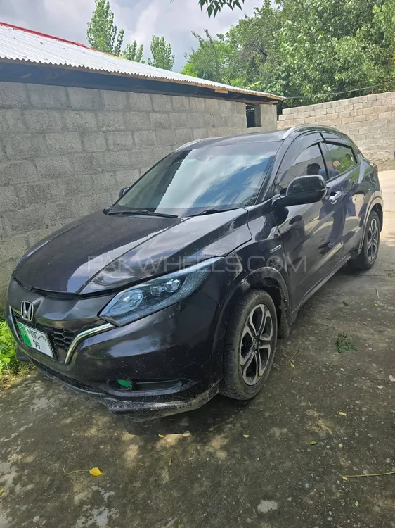 Honda Vezel 2014 for Sale in Faisalabad Image-1