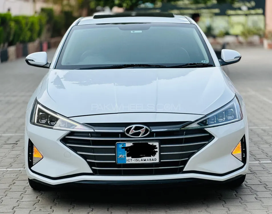 Hyundai Elantra 2021 for Sale in Multan Image-1