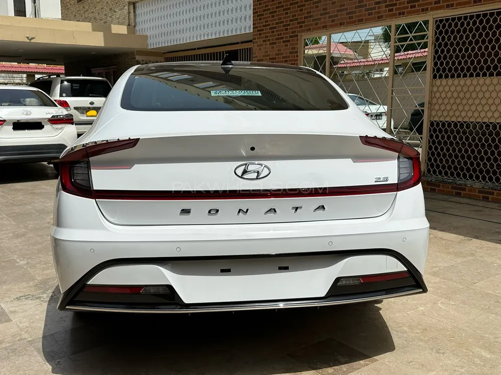 Hyundai Sonata 2023 for Sale in Karachi Hyundai Sonata 2023 for Sale in Karachi Image-4