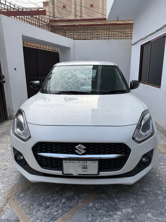 Suzuki Swift 2023 for Sale in Khanewal Image-1
