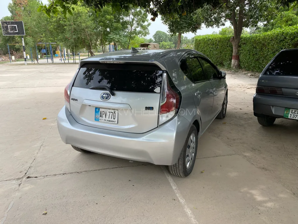 Toyota Aqua 2015 for Sale in Multan Image-1