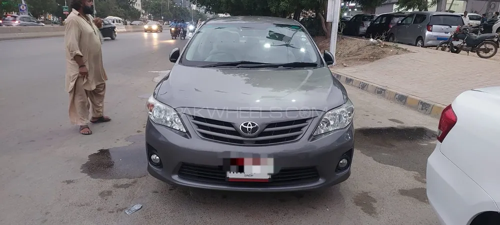 Toyota Corolla 2012 for Sale in Karachi Image-1