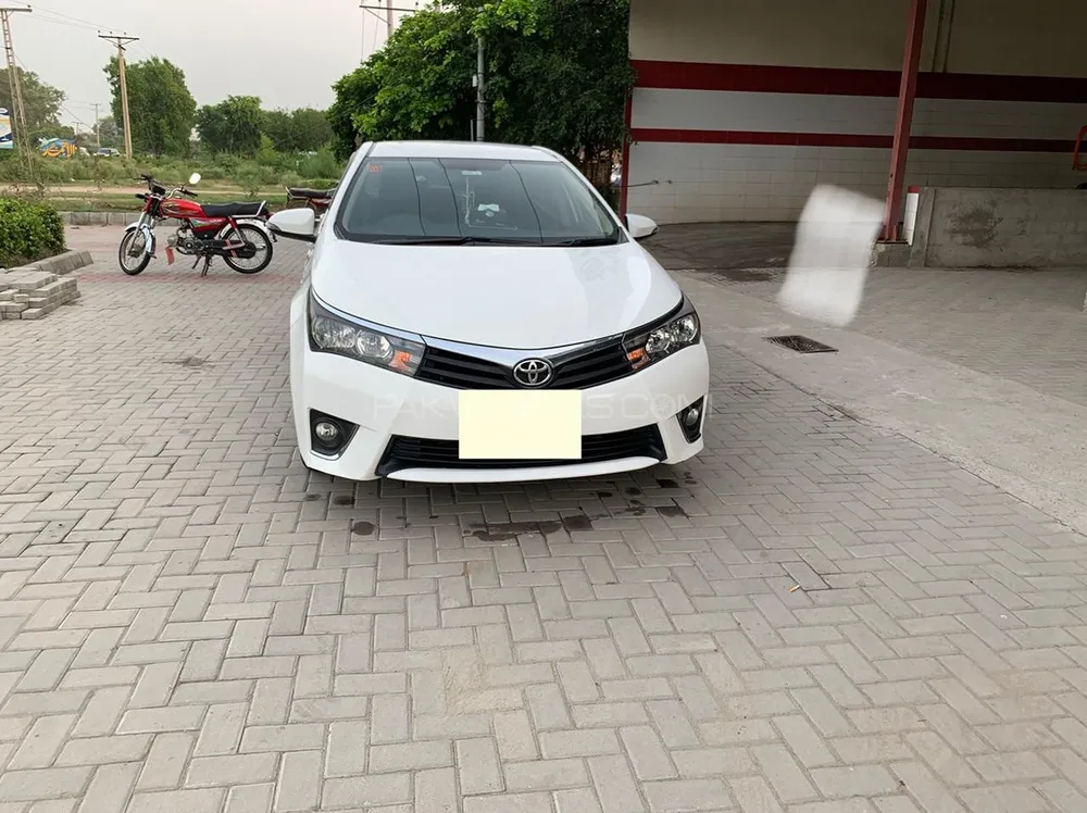 Toyota Corolla 2015 for Sale in Gujrat Image-1