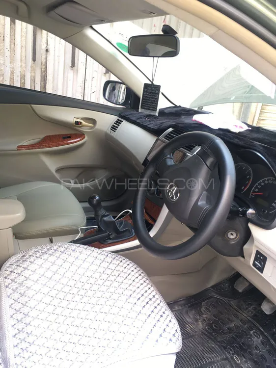 Toyota Corolla 2012 for Sale in D.G.Khan Image-1