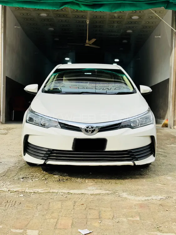 Toyota Corolla 2019 for Sale in Vehari Image-1