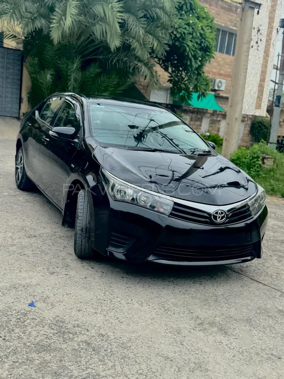 Toyota Corolla 2016 for Sale in Islamabad Image-1