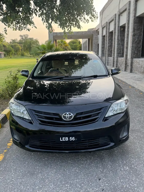 Toyota Corolla 2011 for Sale in Nowshera cantt Image-1