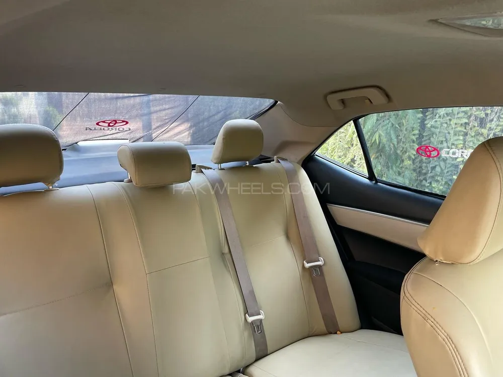 Toyota Corolla 2015 for Sale in Sangla Hills Image-1