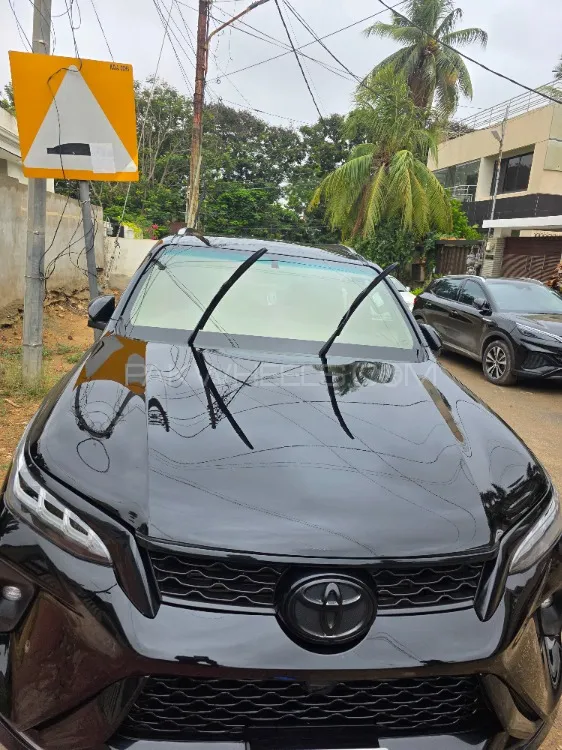 Toyota Fortuner 2023 for Sale in Karachi Image-1