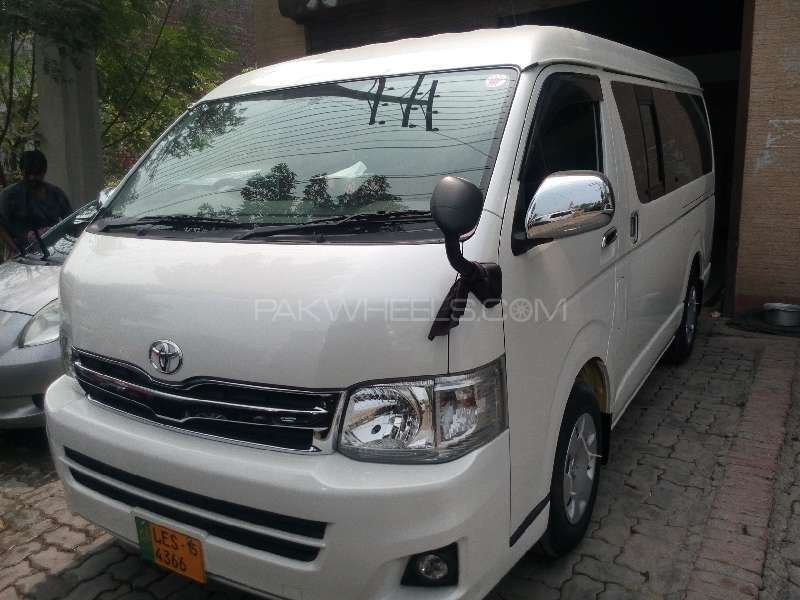 Toyota Hiace 2011 for Sale in Gujranwala Image-1