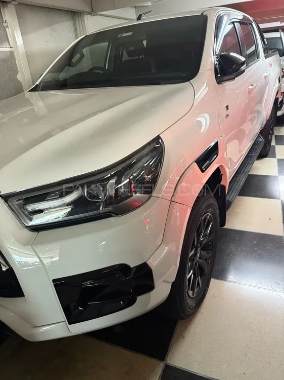 Toyota Hilux 2024 for Sale in Islamabad Image-1