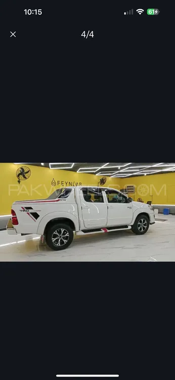 Toyota Hilux 2016 for Sale in Peshawar Image-1