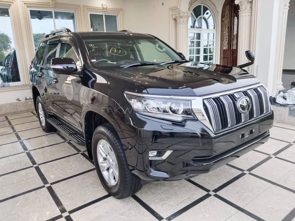 Toyota Prado 2019 for Sale in Lahore Image-1