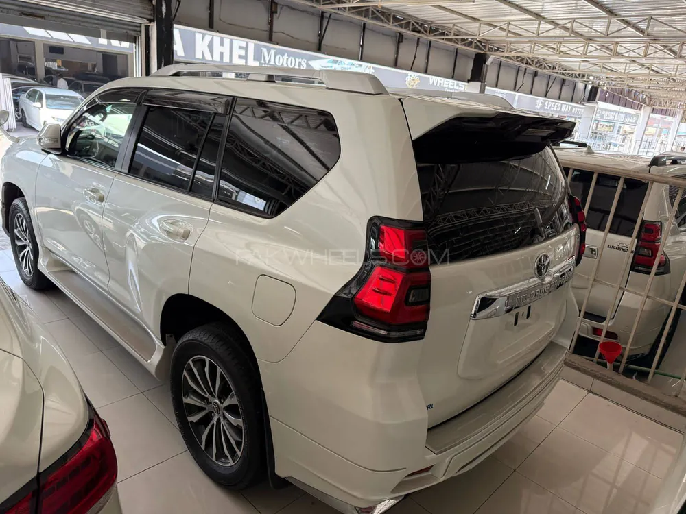 Toyota Prado 2019 for Sale in Lahore Image-1