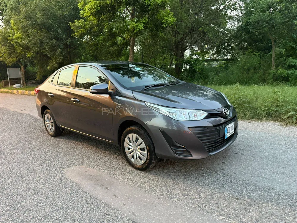 Toyota Yaris Sedan 2020 for Sale in Islamabad Image-1