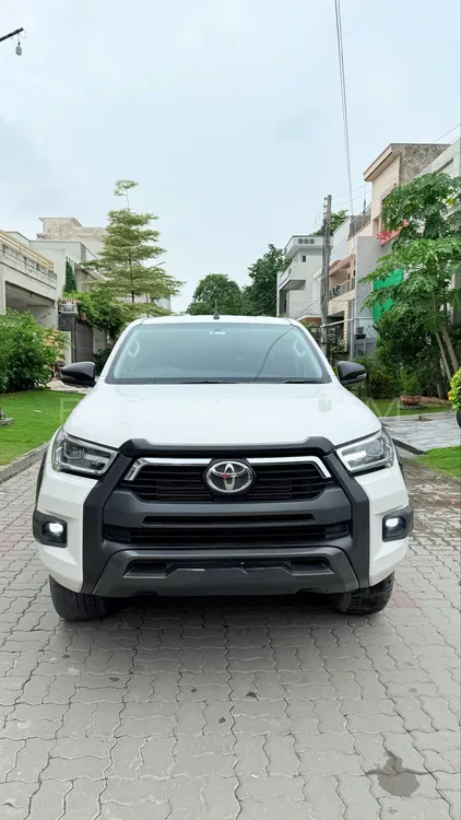 Toyota Hilux 2022 for Sale in Sialkot Image-1