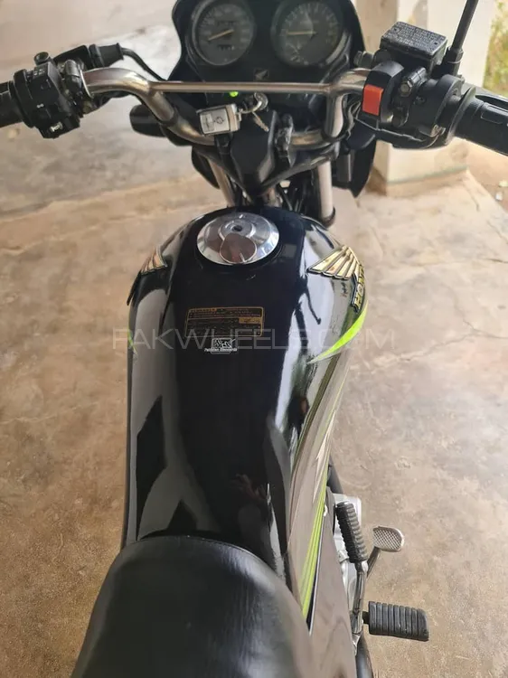 Honda CG 125 Deluxe 2018 for Sale Image-1