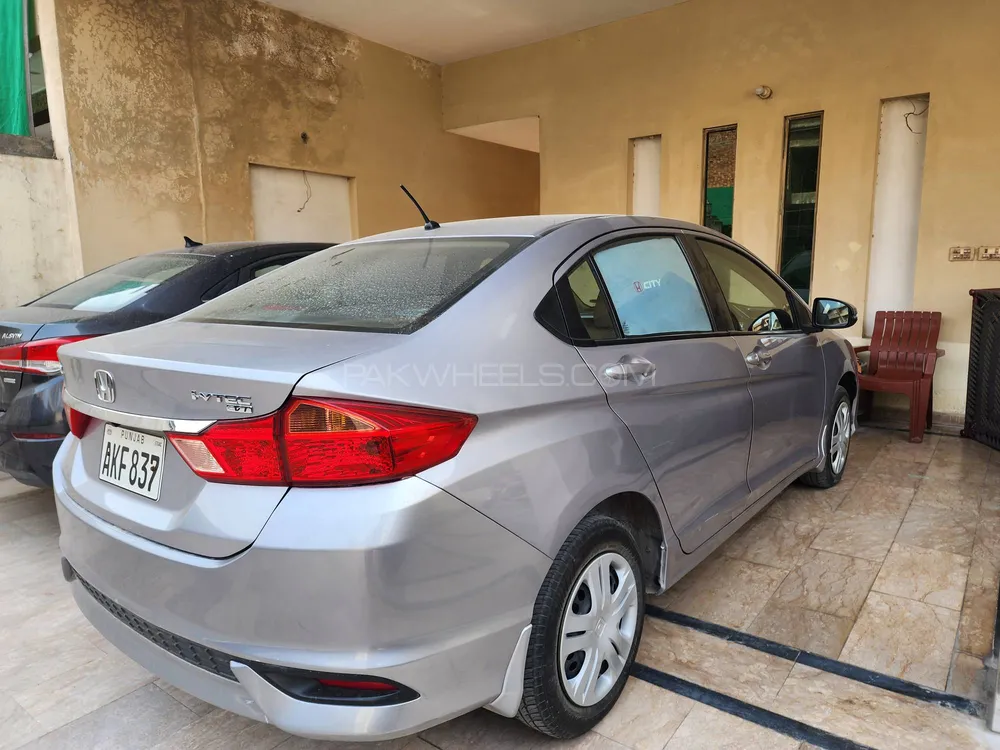 Honda City 2022 for Sale in Lahore Image-1