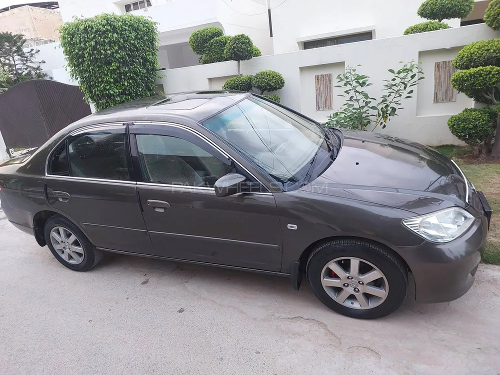 Honda Civic 2004 for Sale in Lahore Image-1