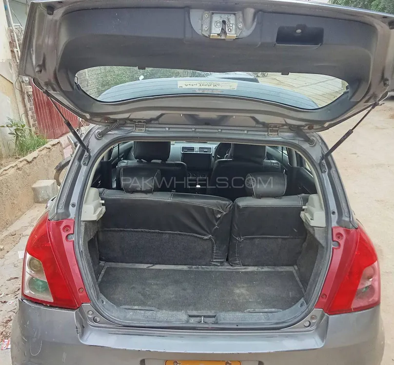 Suzuki Swift 2012 for Sale in Karachi Image-1