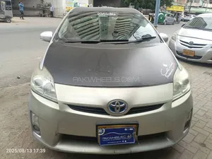 Toyota Prius G 1.8 2011 for Sale