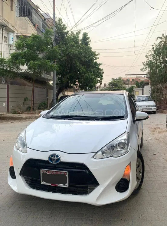Toyota Aqua 2015 for Sale in Karachi Image-1